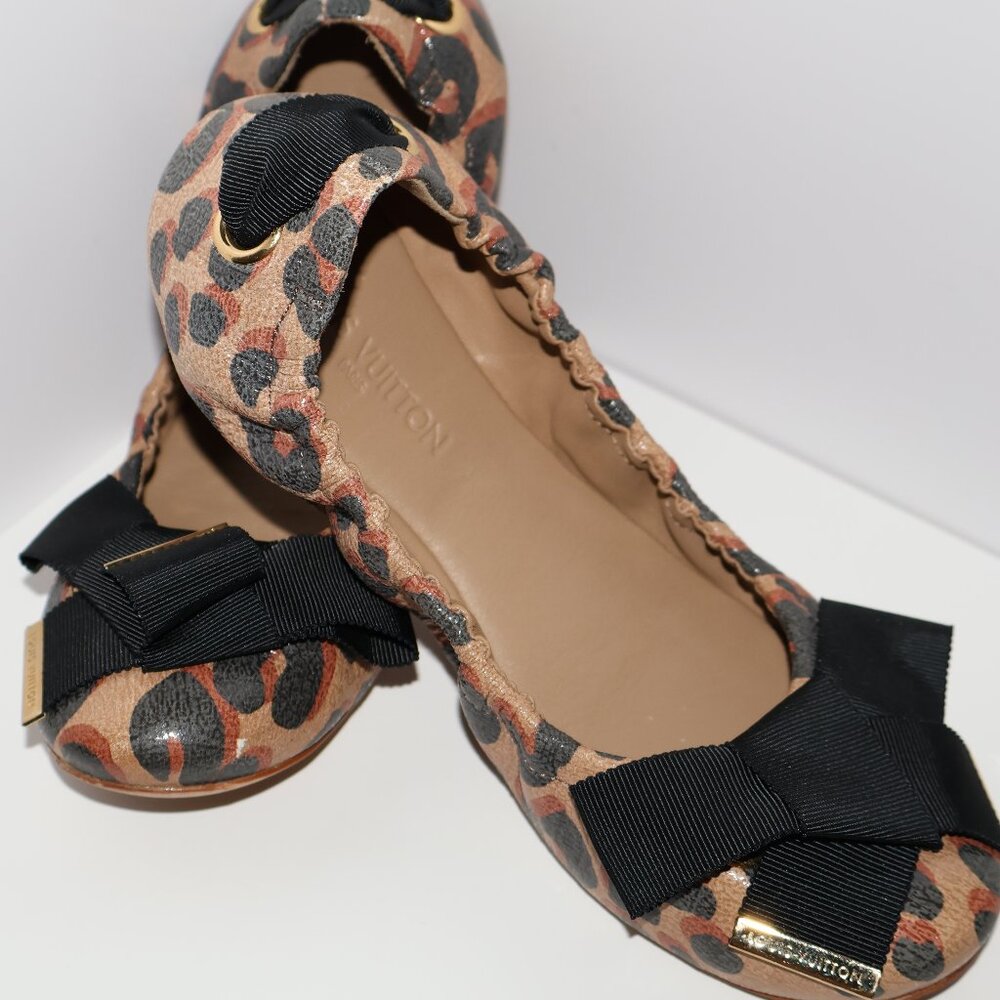 Leopard Print Ballet Flats w/ Black Bow – Size 6
